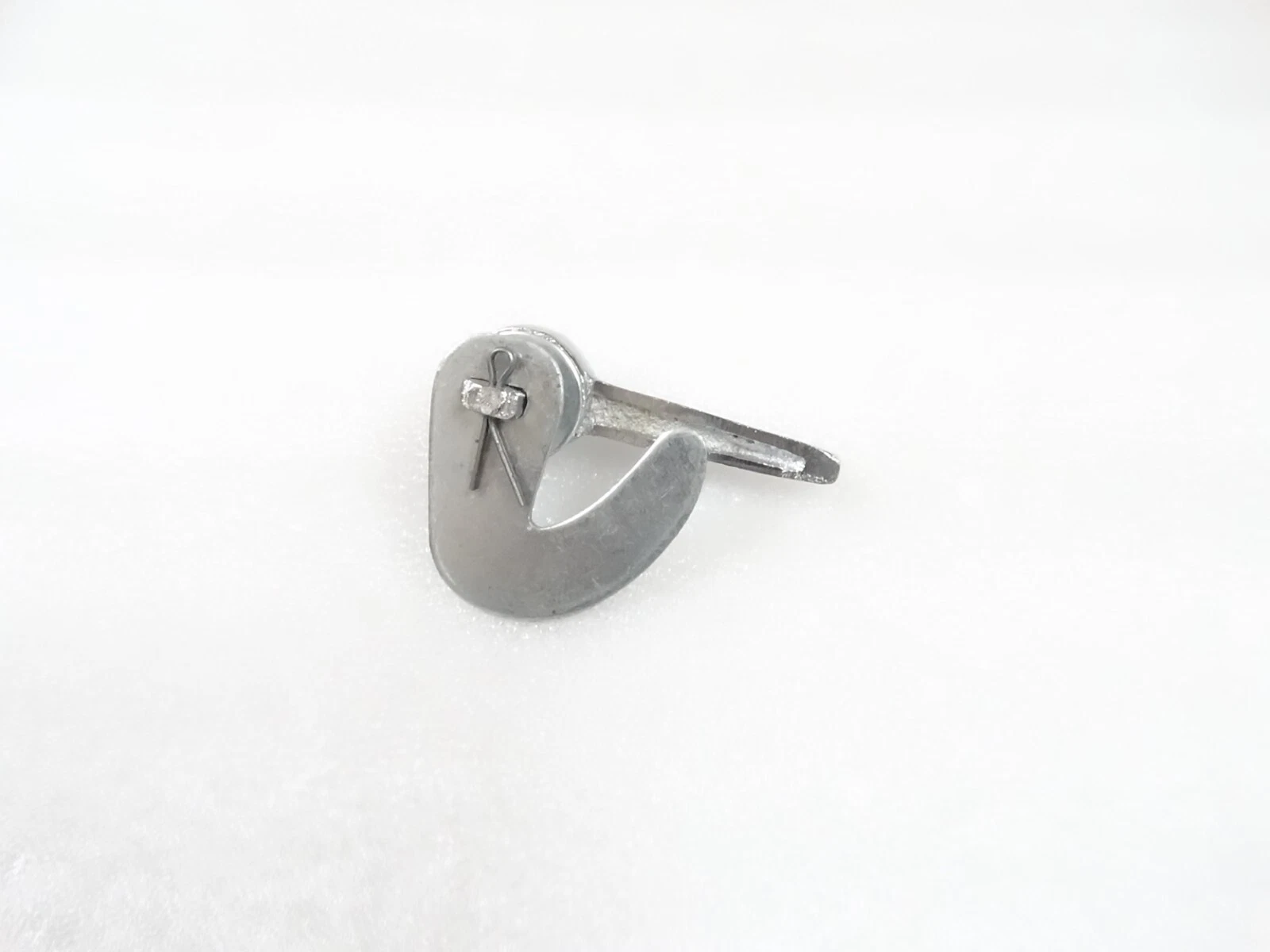 Battery Lid Latch Kit Early For 100 Series Massey Ferguson #14-8