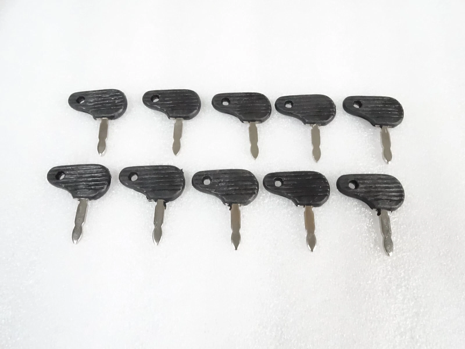 10 x Massey Ferguson 6100 Series 6120 6130 6140 6150 Ignition Switch Key #15A13