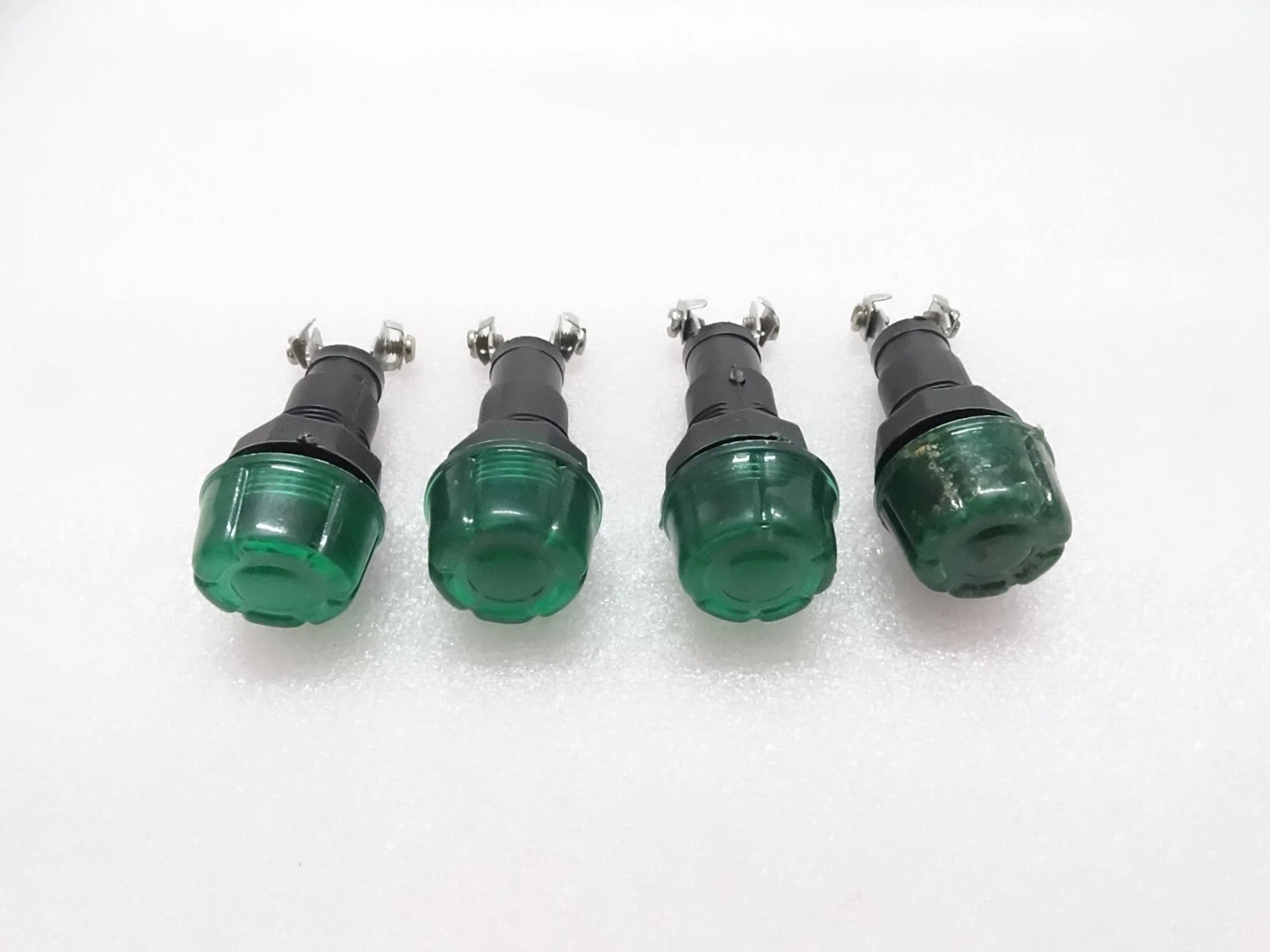 4x GREEN DASH CHARGING WARNING LIGHT LAMP 12V (Without Bulb) FIT Massey Ferguson