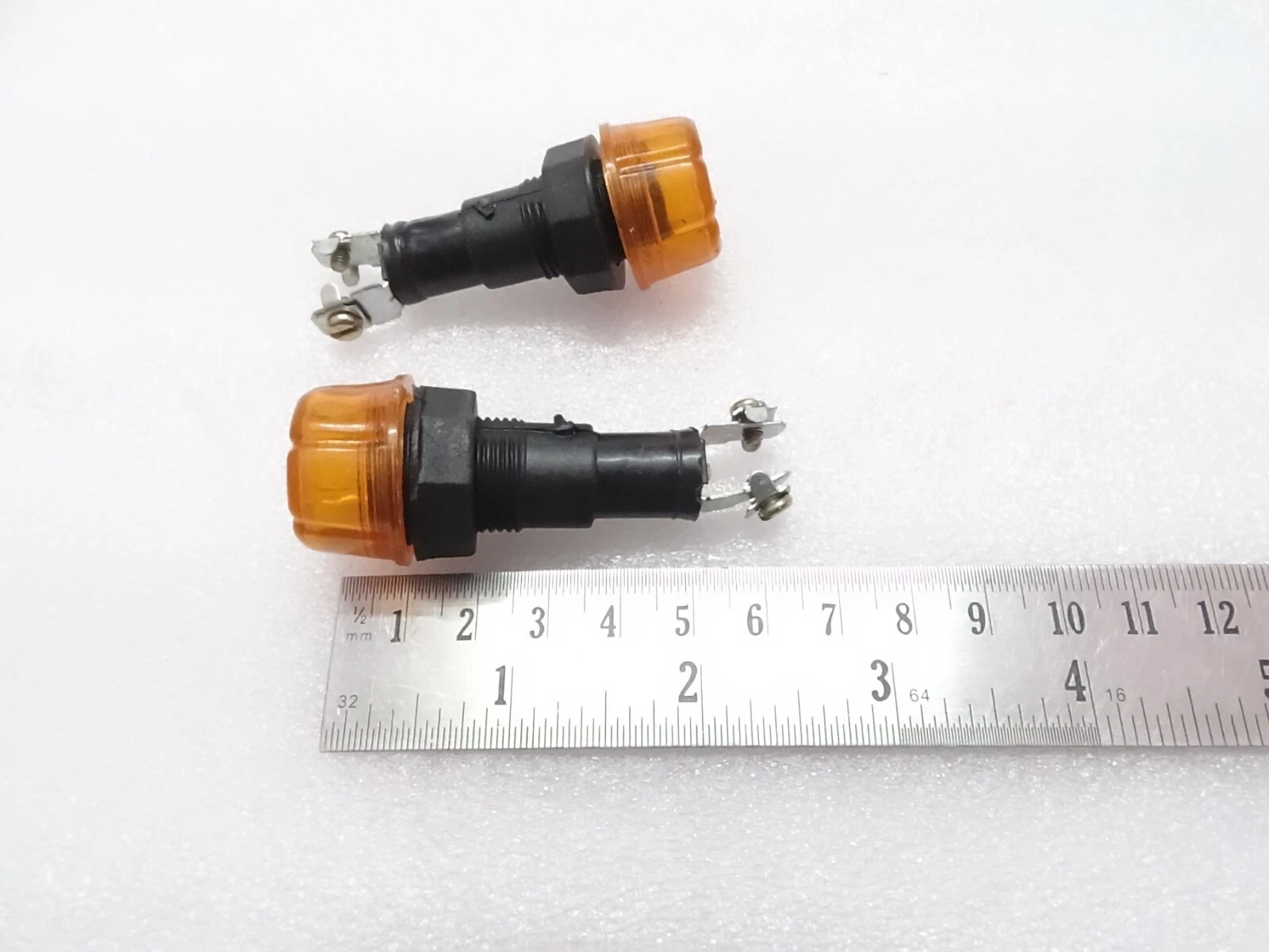 8x AMBER DASH CHARGING WARNING LIGHT LAMP 12V (Without Bulb) FIT Massey Ferguson