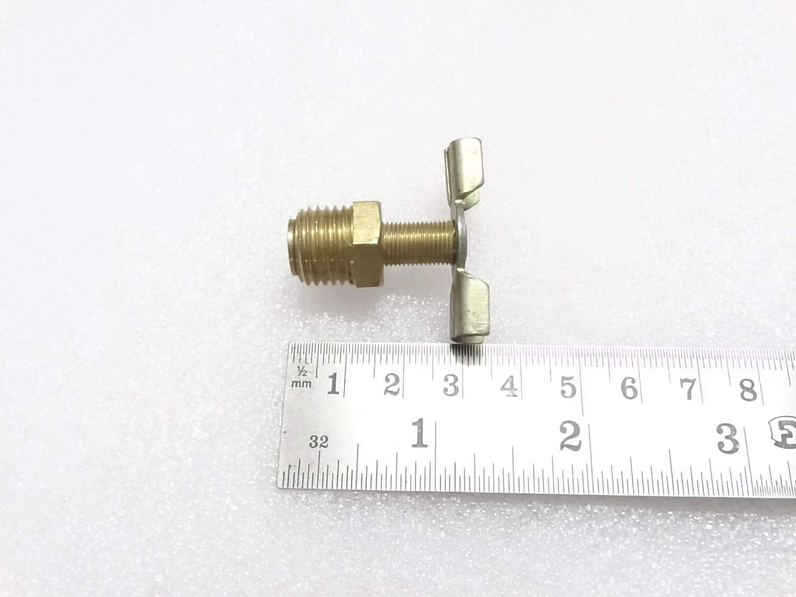 2 X Massey Ferguson 135 165 240 245 265 275 285 375 Radiator Drain Tap #18D12